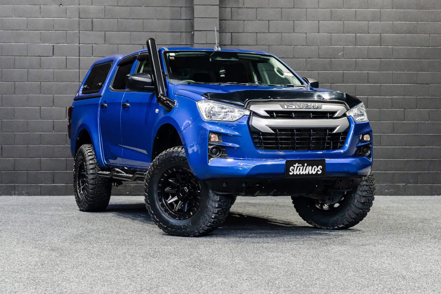 STAINOS Isuzu DMAx 2020+ Mid Entry Snorkel Kit