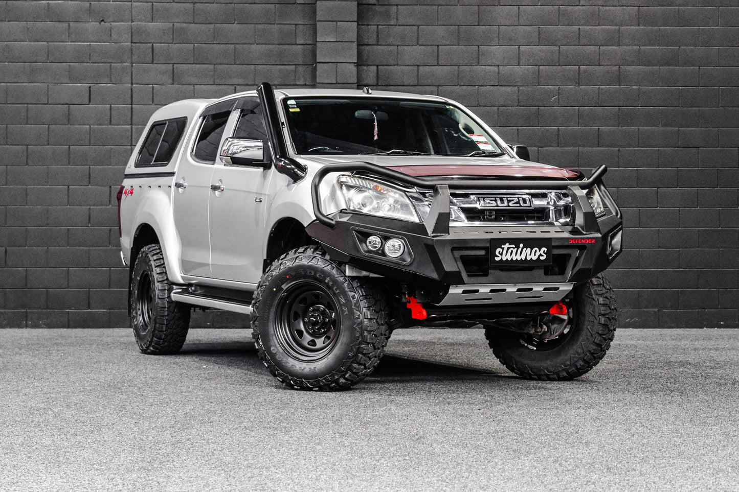 STAINOS Isuzu DMAx 2012-2019 Mid Entry Snorkel Kit