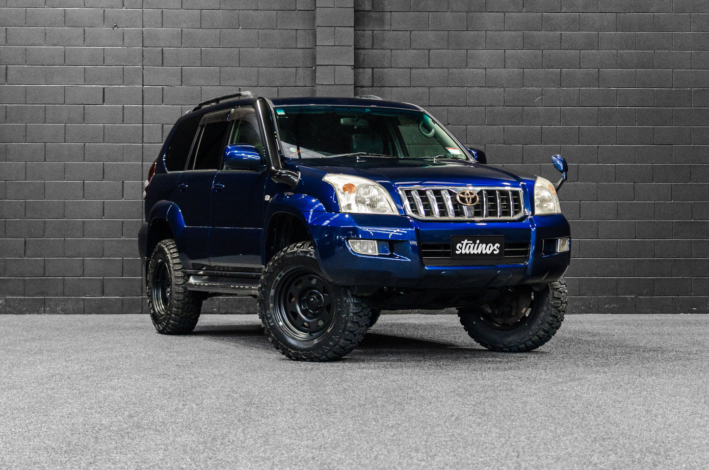 STAINOS Toyota Prado 120 Series 2002-2009 Mid Entry Snorkel Kit