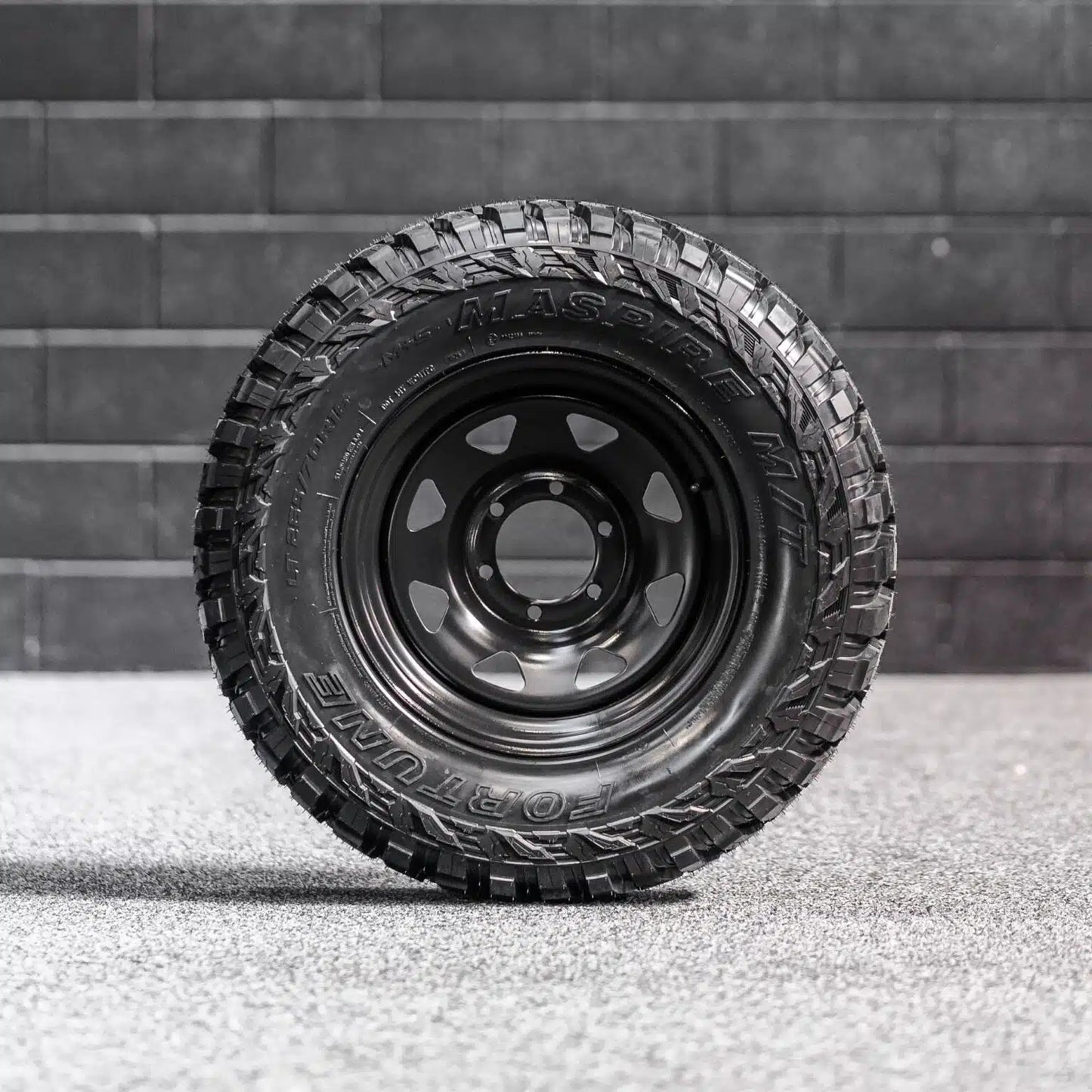 265/70/R16LT Mud Tyres + 16” Steelies COMBO