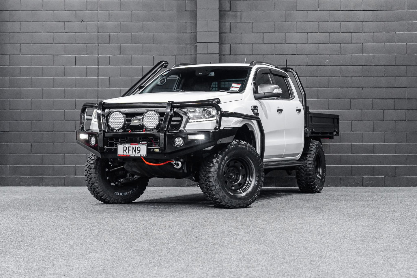 DEFENDER OFF-ROAD – FORD RANGER 2011-2017 2″ SUSPENSION