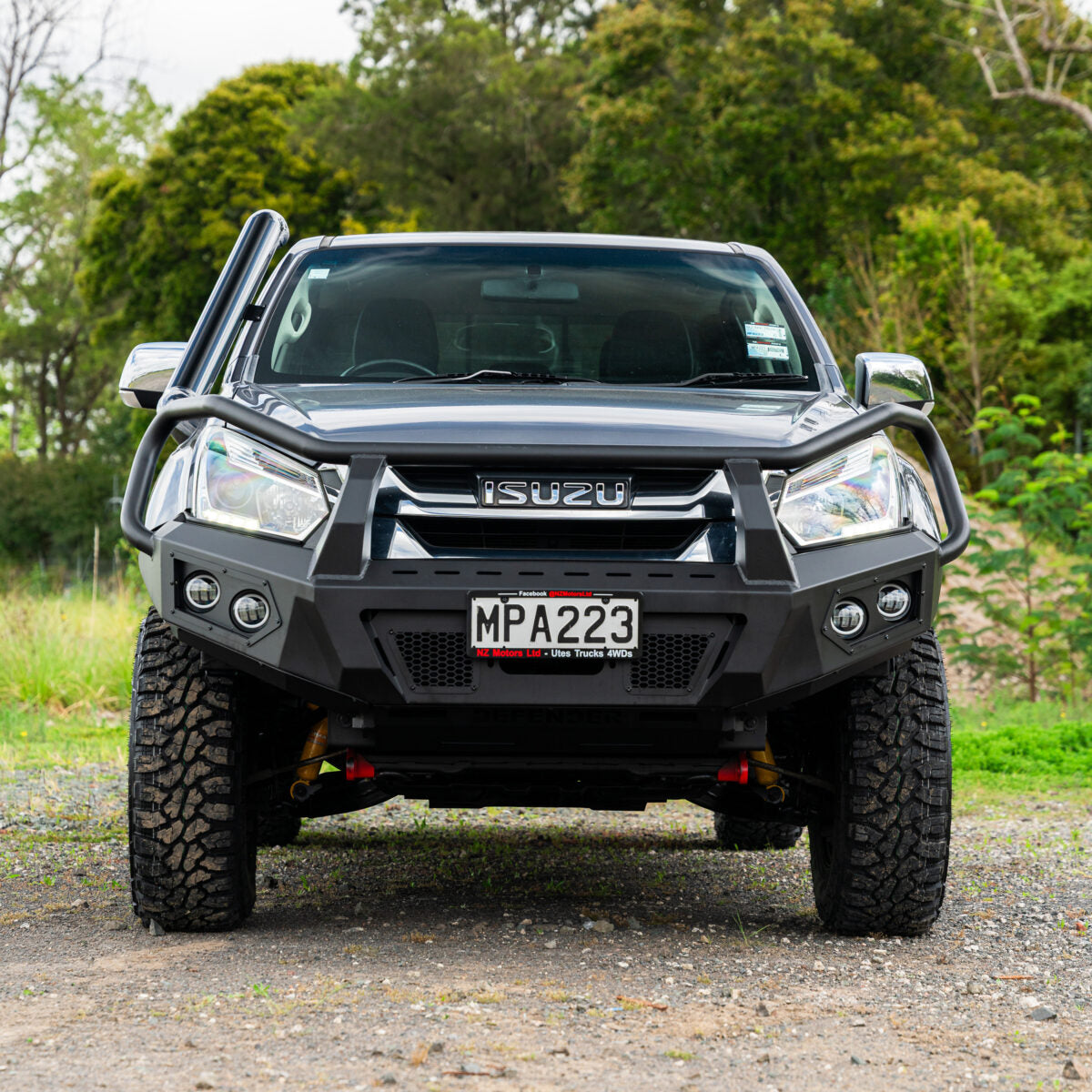 SHIELD Off-Road Triple Loop Bull-Bar – Isuzu D-Max (2016-2020)