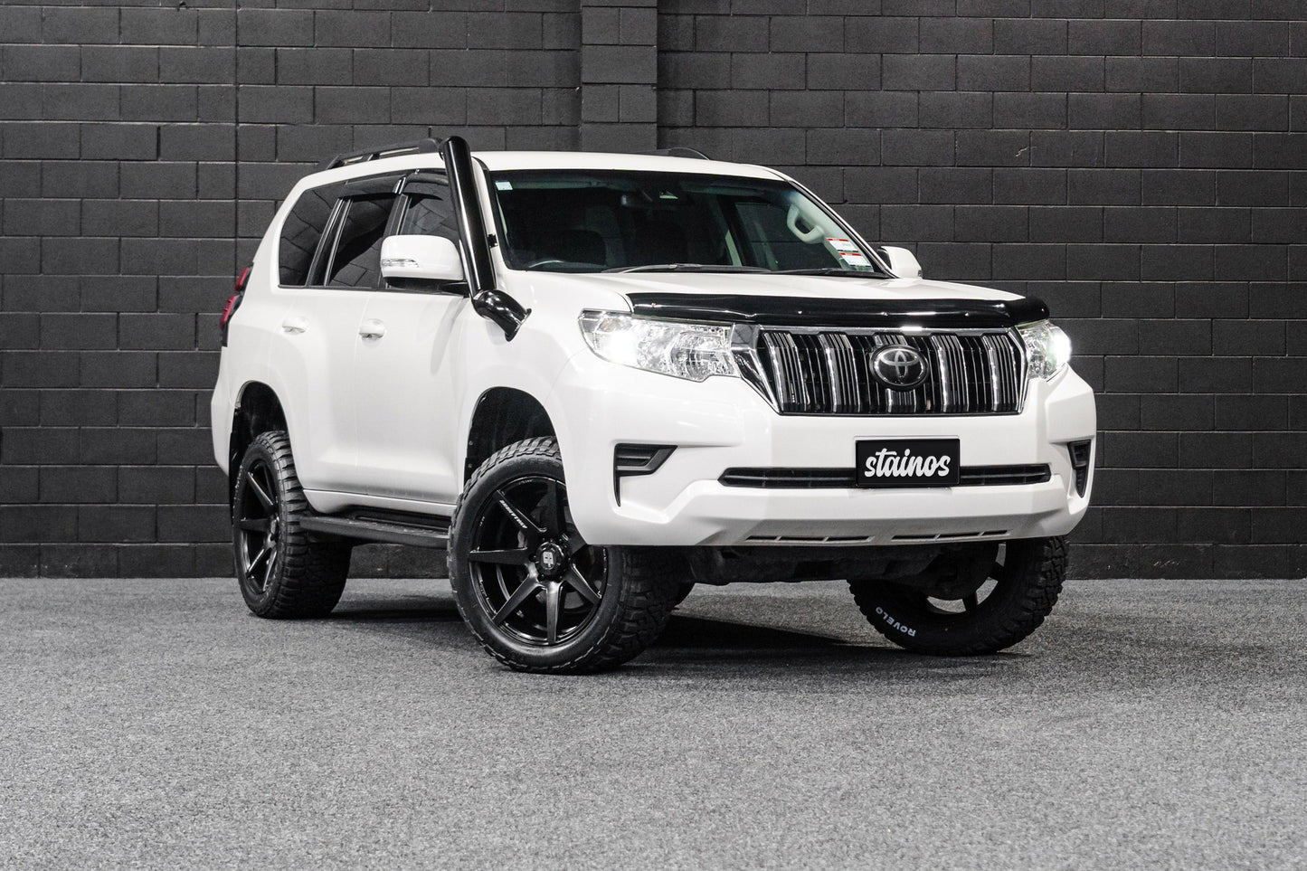 STAINOS Landcruiser Prado 2015+ Mid Entry Snorkel Kit